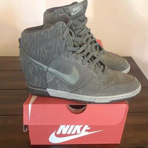 Womens Nike Dunk Sky Hi Print US Size 8 543258-302